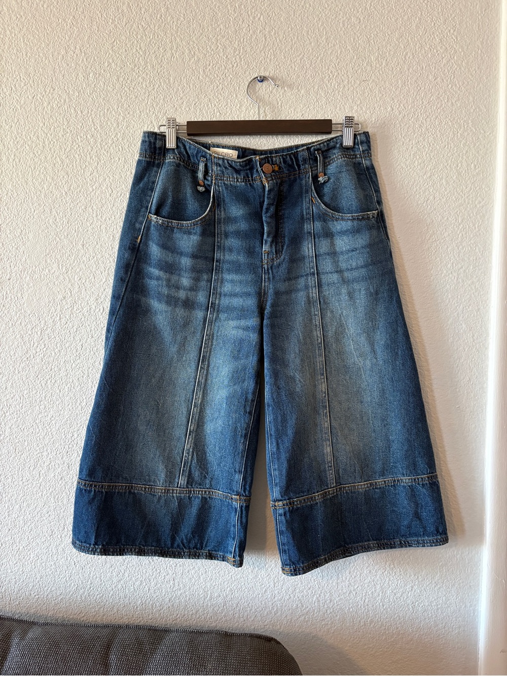 Anthropologie Pilcro Wide-Leg Denim Culotte Jeans in Medium Blue - Picture 3 of 5